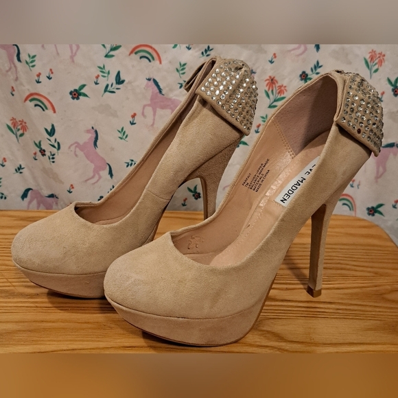 Y2K Steve Madden Parfait Beige Suede Neutral Boho Heel Shoe w/ Bling Bow SZ 7M - Picture 3 of 9